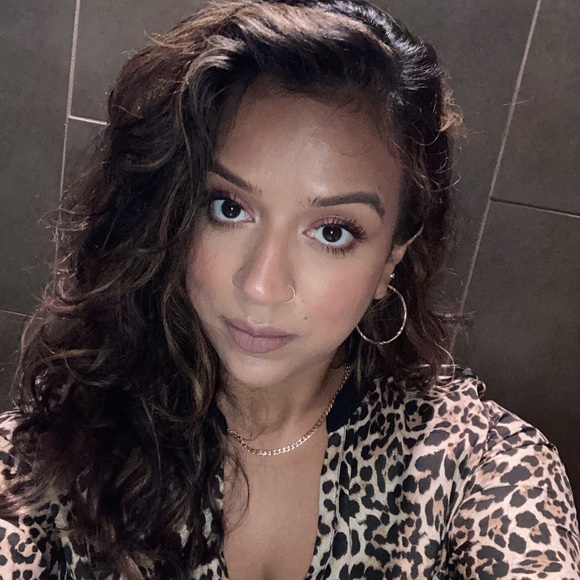 Meet your Posher, Vileena - Picture 1 of 1